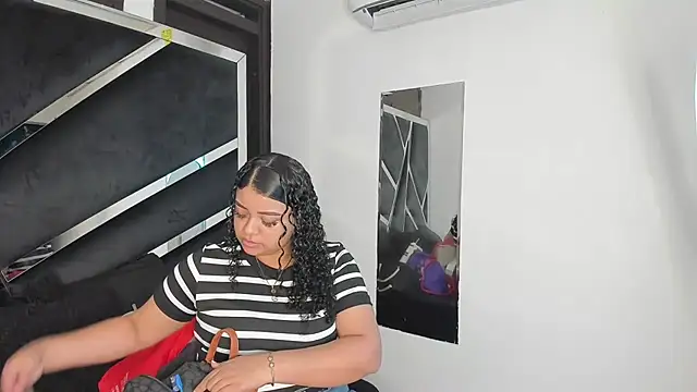 Snapshot of Rubyxht chatting on 11/28/25, 12:30 Rubyxht online show from 11/28/25, 12:30