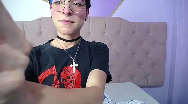 Damiian21  online show from 02/21/25, 02:06