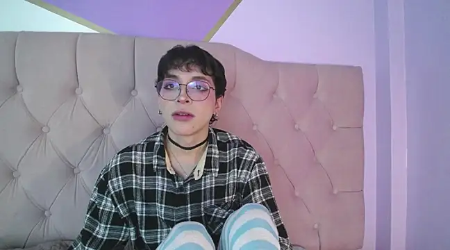 Damiian21  online show from 03/20/25, 02:10