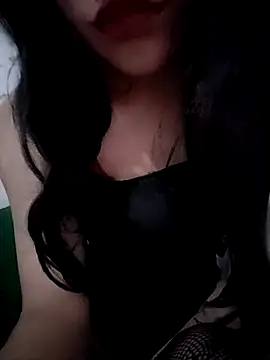 ElaRuil69 online show from 09/25/25, 03:54