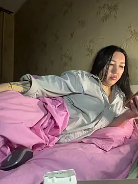 Naughtbaby 2025 online show from 05/07/26, 12:49