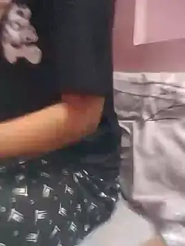 Dolly b online show from 02/19/25, 02:44