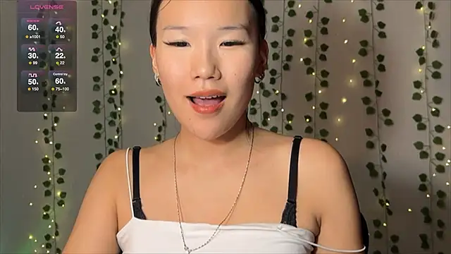 Snapshot of Asian_Vi chatting on 09/19/25, 10:54 Asian Vi online show from 09/19/25, 10:54