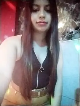 Snapshot of Nat_XxX chatting on 10/10/25, 09:03 Nat XxX online show from 10/10/25, 09:03