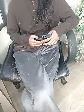 GOLDEN-BEAUTY online show from 02/16/25, 07:49