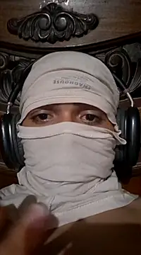 Snapshot of Jhonitopito chatting on 02/25/25, 05:19 Jhonitopito online show from 02/25/25, 05:19