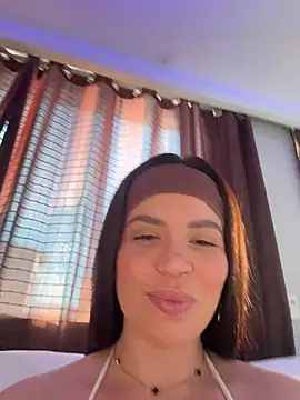 Snapshot of segb chatting on 11/13/25, 08:08 segb online show from 11/13/25, 08:08