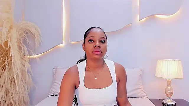 Snapshot of EmilyDiaaz chatting on 05/06/26, 12:54 EmilyDiaaz online show from 05/06/26, 12:54