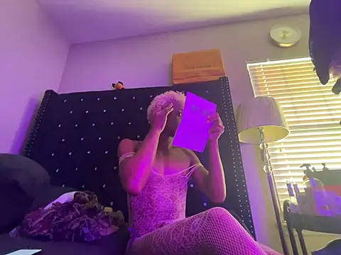 Snapshot of celestefantasea chatting on 03/12/25, 10:39 celestefantasea online show from 03/12/25, 10:39