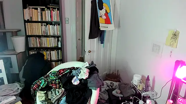 Rosiee69  online show from 10/04/25, 12:25