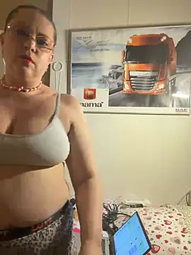 Snapshot of Conejta chatting on 03/12/26, 12:33 Conejta online show from 03/12/26, 12:33
