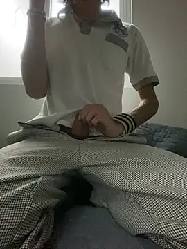 Snapshot of gatitoxd chatting on 02/24/25, 07:44 gatitoxd online show from 02/24/25, 07:44