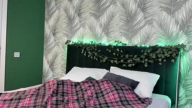 boozekirs  online show from 11/05/25, 03:06