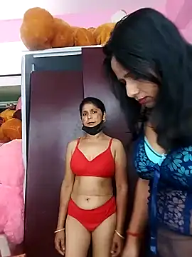 Snapshot of sxe983616 chatting on 02/28/25, 03:48 sxe983616 online show from 02/28/25, 03:48