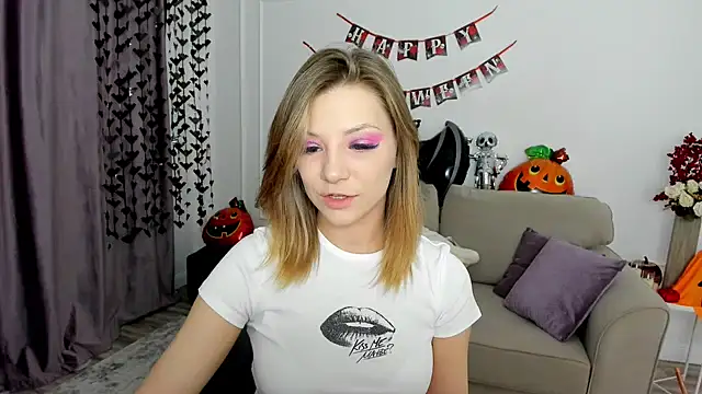 Snapshot of AmandaGracy_1 chatting on 11/05/25, 11:21 AmandaGracy 1 online show from 11/05/25, 11:21