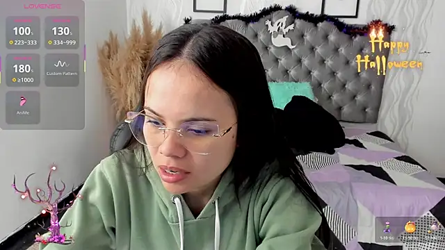 Kath latorre online show from 10/25/25, 01:07