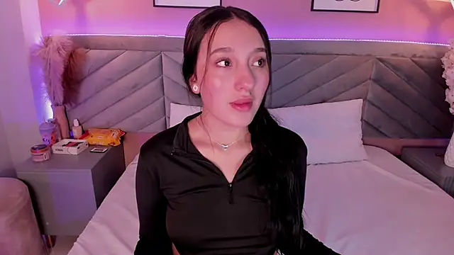 Cristal collinss online show from 03/06/25, 02:18