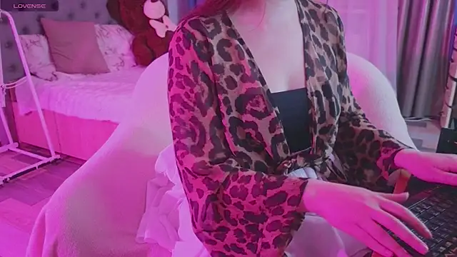 baby debbie online show from 10/10/25, 09:03