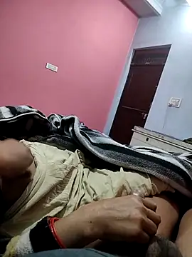 Snapshot of indian_couple4 chatting on 02/06/26, 04:21 indian couple4 online show from 02/06/26, 04:21