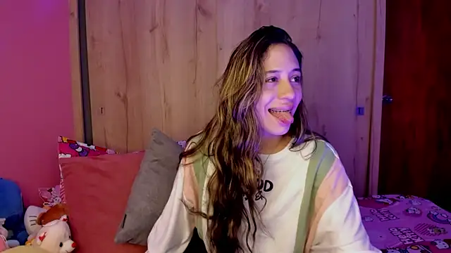 TANIA 06 online show from 06/07/26, 01:15