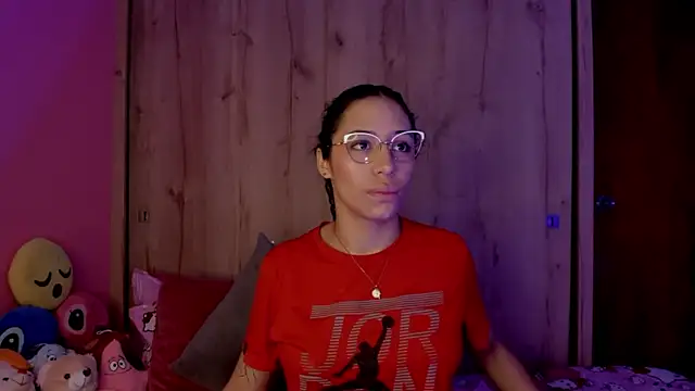 TANIA 06 online show from 06/12/26, 01:10