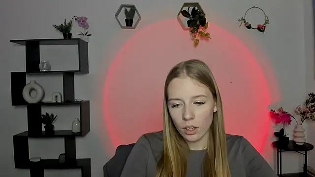 AnnNorriss online show from 02/26/25, 04:45