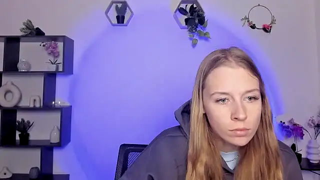 AnnNorriss online show from 03/03/25, 05:07