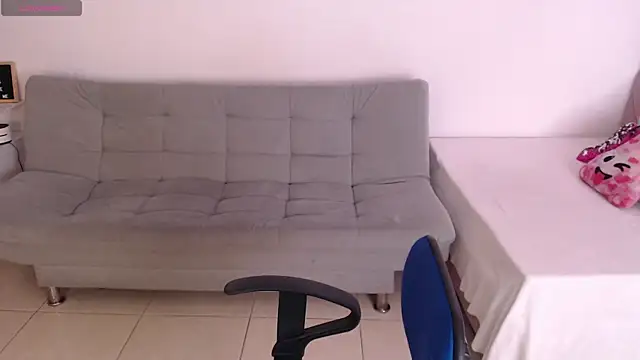 emily-777 online show from 12/05/25, 06:26