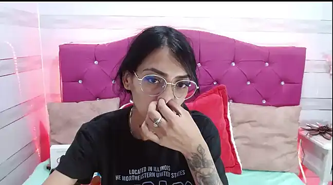 Karla SlutSkinny online show from 02/25/25, 03:09
