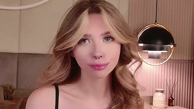Sierra Fane online show from 07/20/26, 10:39
