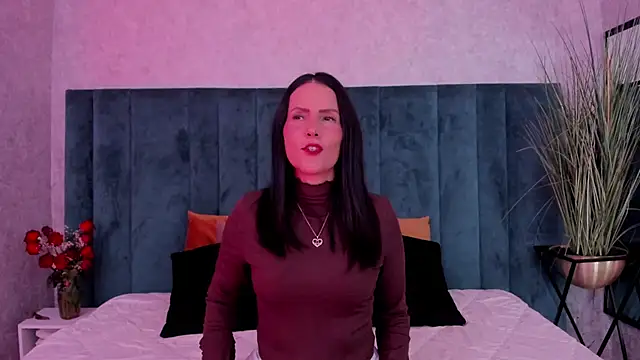 Coco balenciaga   online show from 09/12/25, 12:16