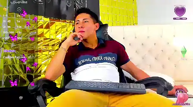 Angel Medina online show from 03/01/25, 12:34