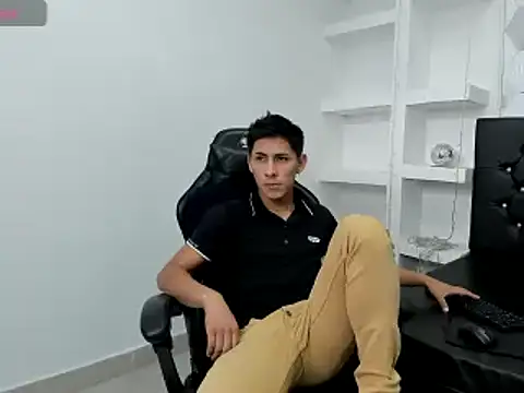 Angel Medina online show from 03/12/25, 01:40