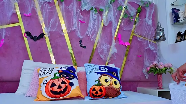 EmmyCortez online show from 10/18/25, 11:55