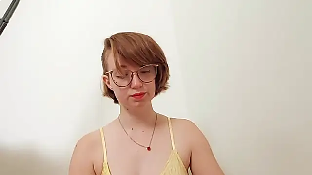 Elise Nyx online show from 09/16/25, 01:01