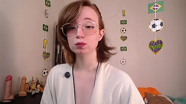 Elise Nyx online show from 06/13/26, 12:36