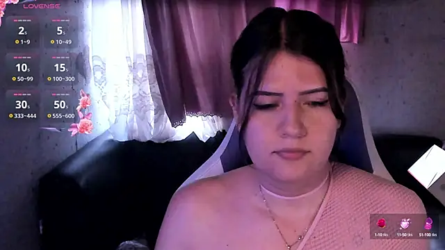 Snapshot of brii69 chatting on 09/22/25, 10:34 brii69 online show from 09/22/25, 10:34