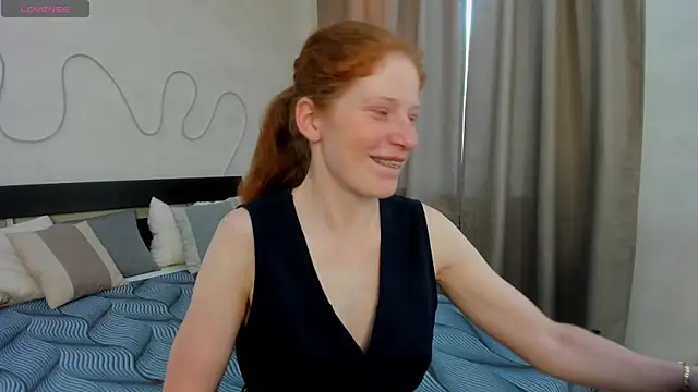 Sandra Wi1son online show from 06/08/26, 01:39