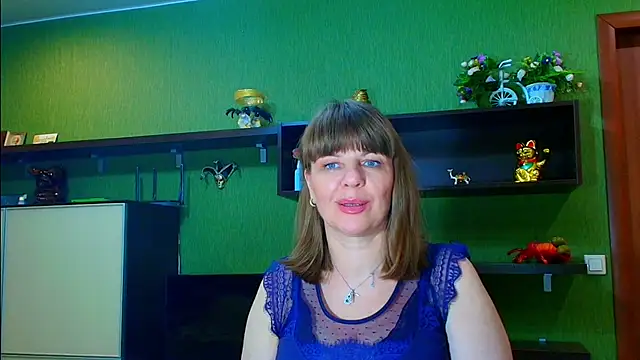 Snapshot of VeronikawGold chatting on 11/29/25, 11:30 VeronikawGold online show from 11/29/25, 11:30