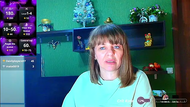 Snapshot of VeronikawGold chatting on 12/14/25, 11:59 VeronikawGold online show from 12/14/25, 11:59