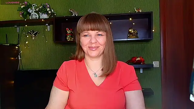 Snapshot of VeronikawGold chatting on 02/13/26, 05:03 VeronikawGold online show from 02/13/26, 05:03