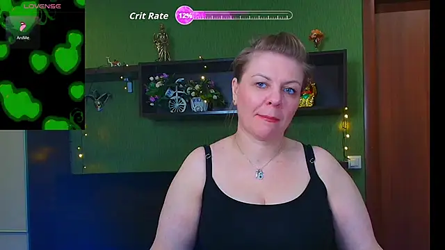Snapshot of VeronikawGold chatting on 04/18/26, 02:04 VeronikawGold online show from 04/18/26, 02:04