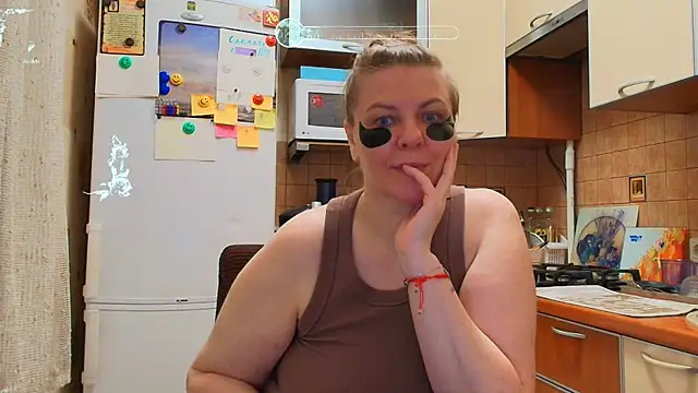 Snapshot of VeronikawGold chatting on 05/30/26, 11:02 VeronikawGold online show from 05/30/26, 11:02