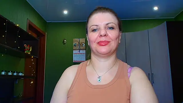 Snapshot of VeronikawGold chatting on 06/11/26, 02:53 VeronikawGold online show from 06/11/26, 02:53