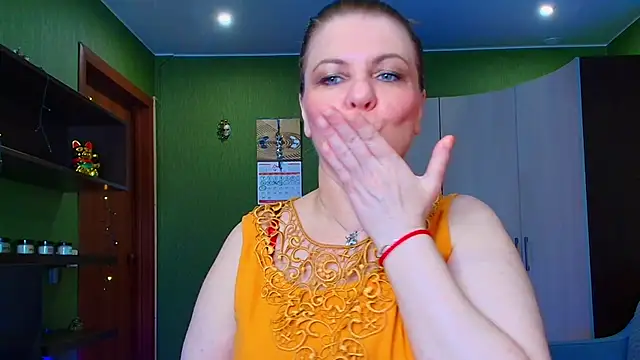 Snapshot of VeronikawGold chatting on 06/12/26, 03:05 VeronikawGold online show from 06/12/26, 03:05