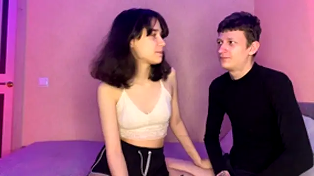 Snapshot of baby_lesi chatting on 10/18/25, 04:08 baby lesi online show from 10/18/25, 04:08