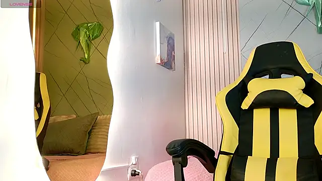 Rachel rivera online show from 10/04/25, 11:52