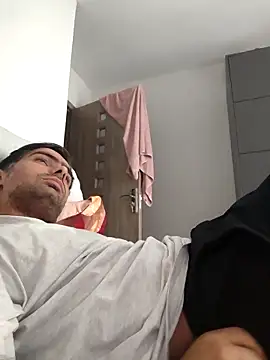 andreiiiii2025 online show from 10/08/25, 08:45