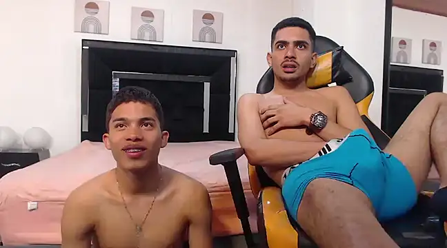 Bayron005 online show from 03/21/25, 04:07