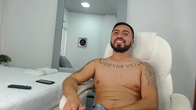 Snapshot of sebastian_colle chatting on 02/27/25, 06:20 sebastian colle online show from 02/27/25, 06:20